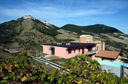 Dove Mangiare a Sant'Agata di Puglia Ristorante Tenuta Sant'Arcangelo Agiturismo loc. Sant'Arcangelo tel. 0881. 984499