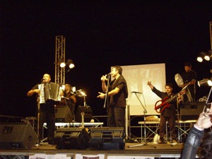 Un momento del concerto de La Paranza dell'Agro