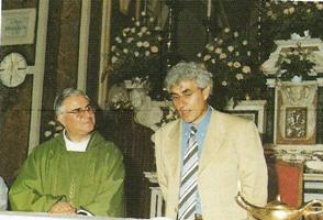 Mario Trematore e don Michele Falcone
nella chiesa Matrice  di San Nicola

in SantAgata di Puglia